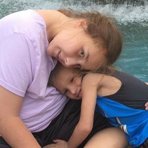 Meet your Posher, Laura b